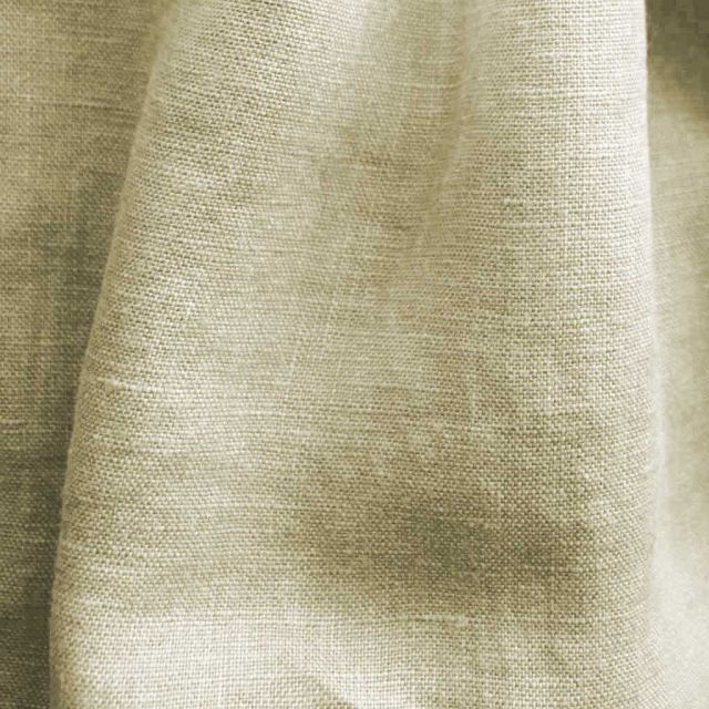Bea Chalk  - Linen fabric for linen curtains and linen blinds.